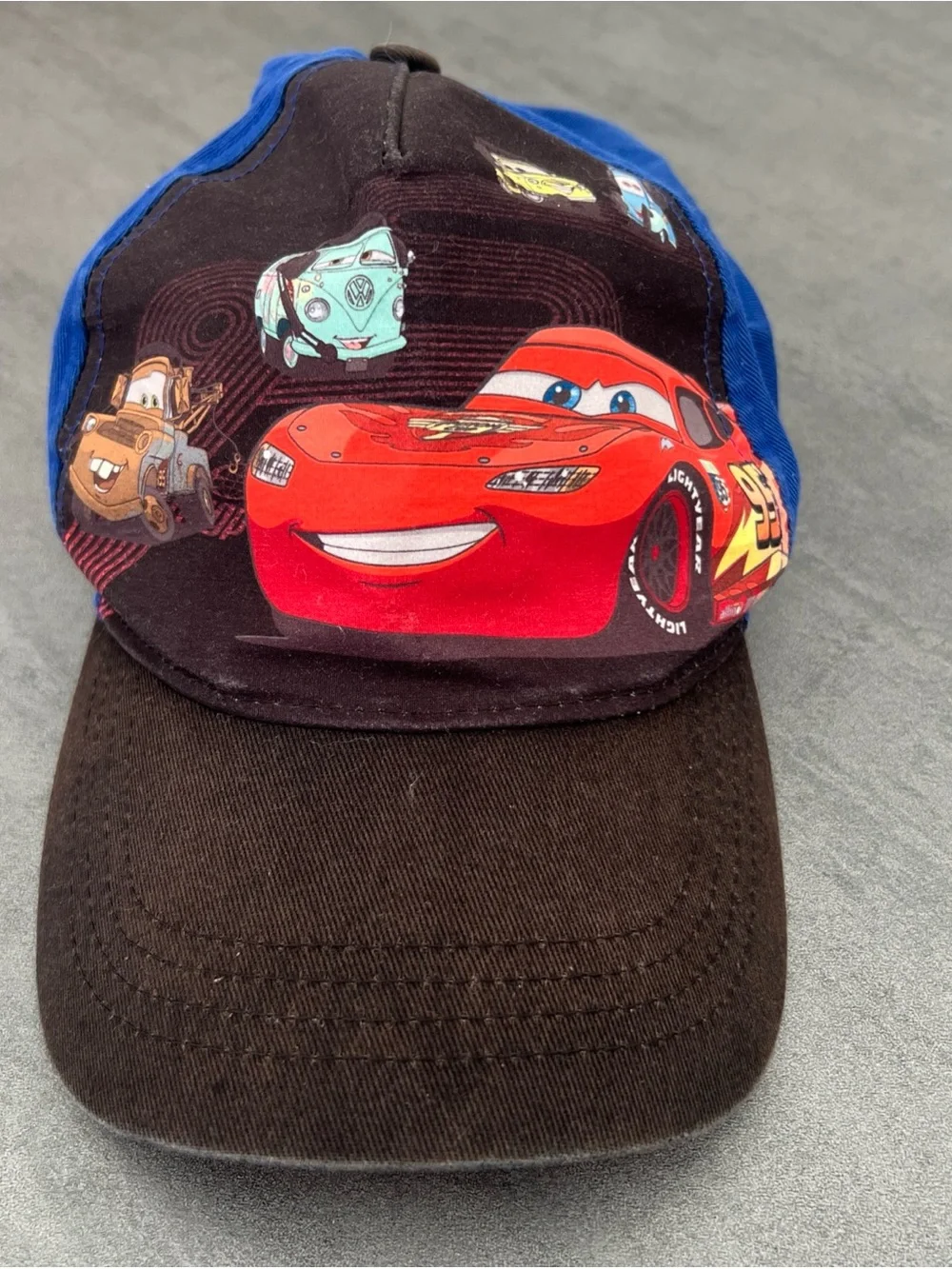 Disney Cars 2 Lightning McQueen Hook & Loop Adjustable Cotton Hat Ball Cap Youth
